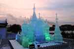 Покровский собор (храм Василия Блаженного) из льда. Парк Музеон, январь 2023г