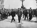 В.И. Ленин и А.В. Луначарский инспектируют Красную Гвардию. 1918г