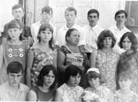  Выпускной 10-а, Седовская средняя школа, 25 мая 1971 года. Классный руководитель - Емченко Е.М. Фото неполное.