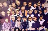 Ученики Стрельчанской начальной школы, учитель - Гончарова (Хандюкова)  Ольга Григорьевна, 1960-е годы